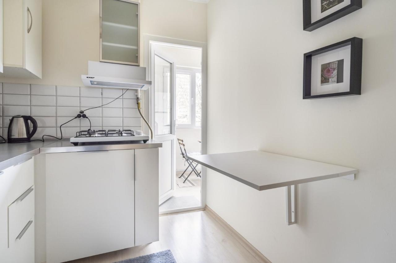 Modern Flat With Balcony On Bagdat Street Διαμέρισμα Κωνσταντινούπολη Εξωτερικό φωτογραφία
